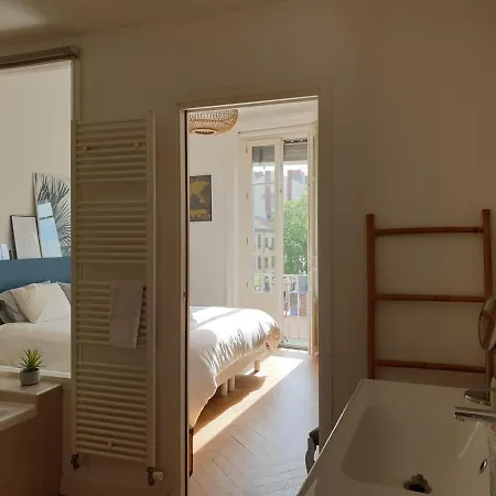 Le Cosy- Croix Rousse Lyon